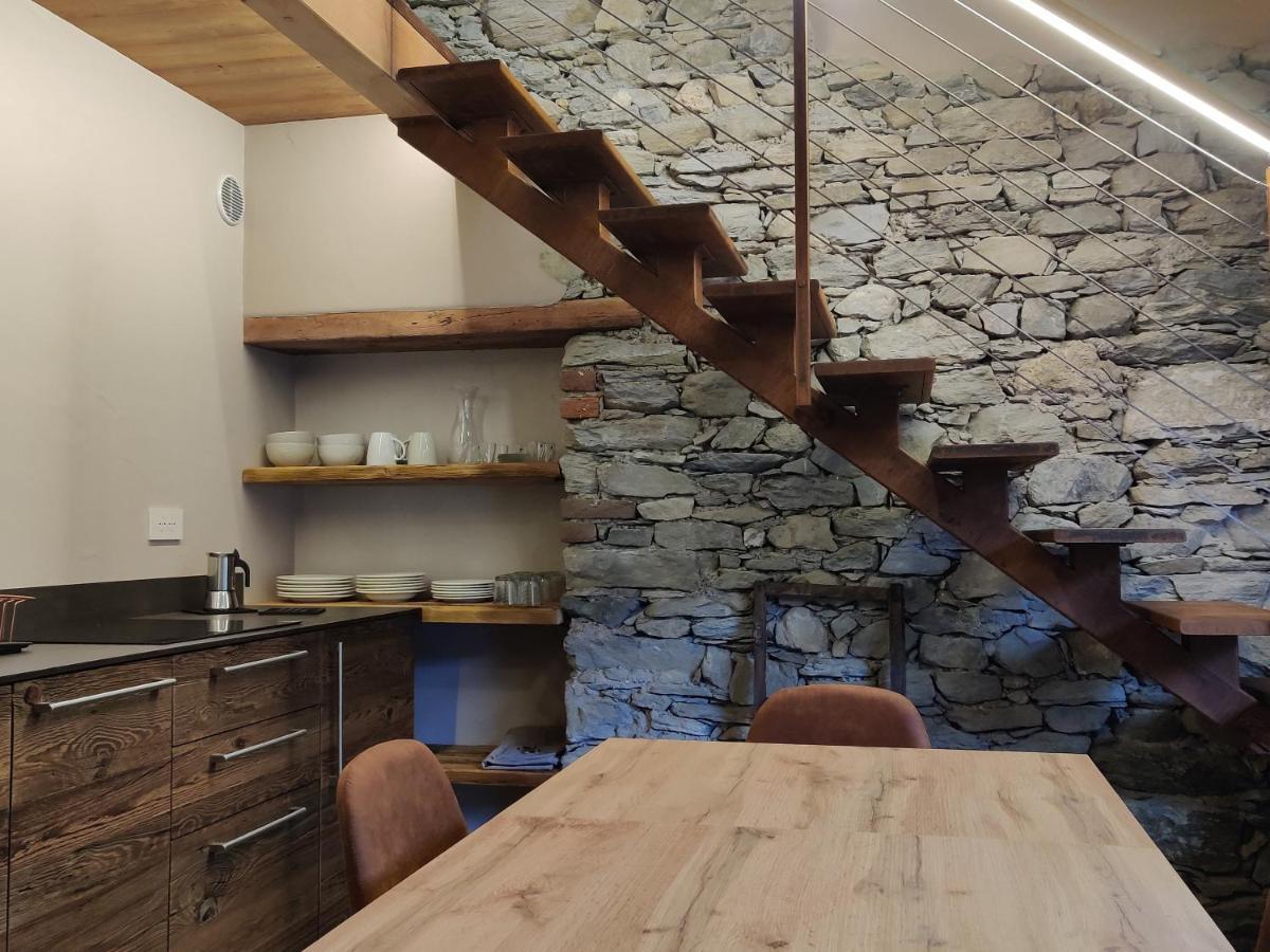 Au Fond Du Bourg Appartement Aosta Buitenkant foto
