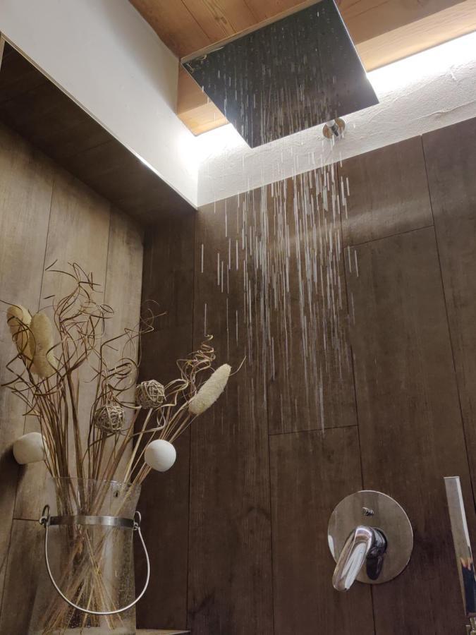 Au Fond Du Bourg Appartement Aosta Buitenkant foto